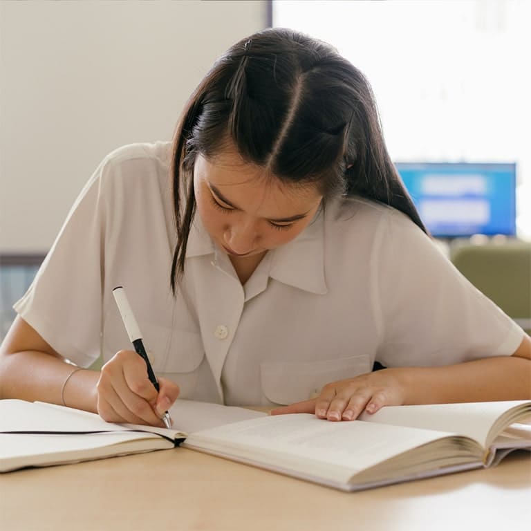 Exámenes resueltos de grado superior